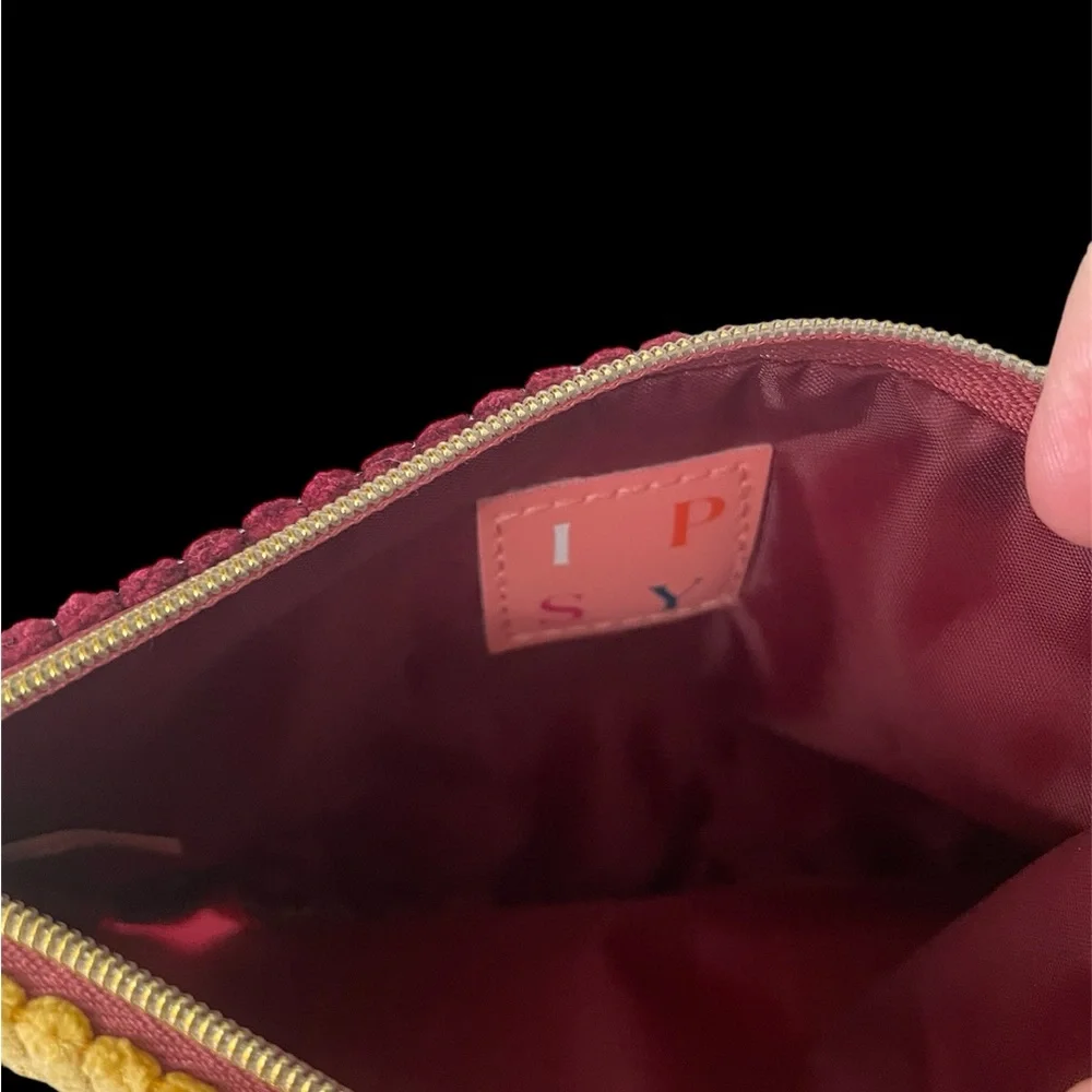 Ipsy‎ 7